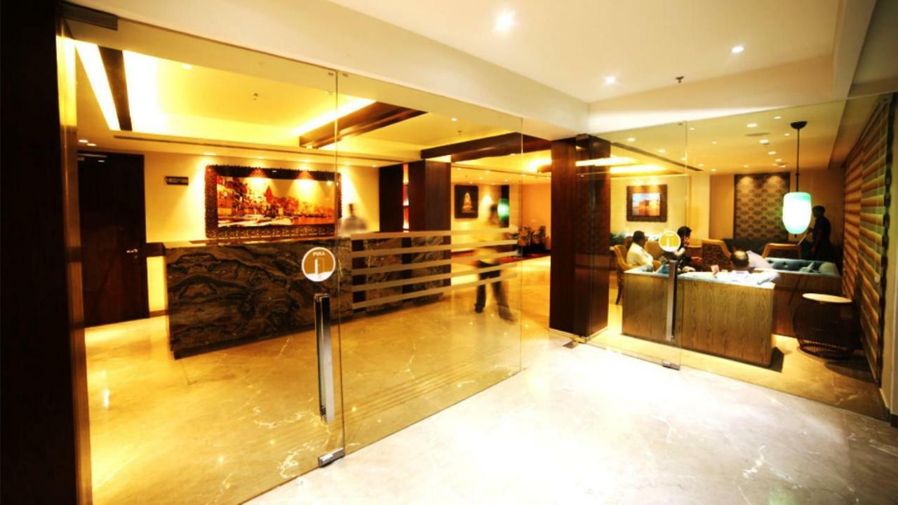 Hotel Le Lotus Grand Kakarmatha Экстерьер фото